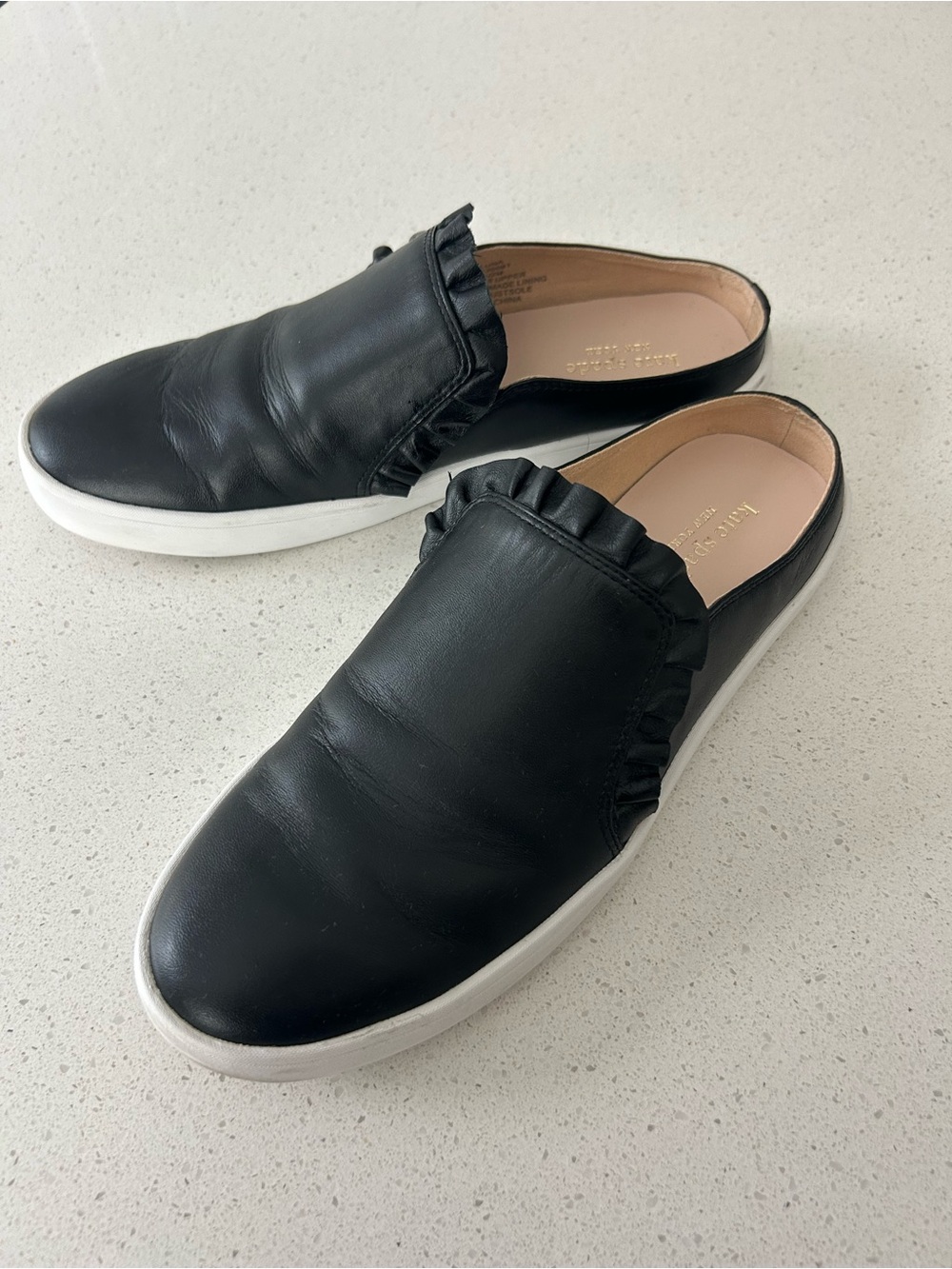 Kate Spade Leather Scalloped Accent Mules Slip On Sneakers Size 8.5